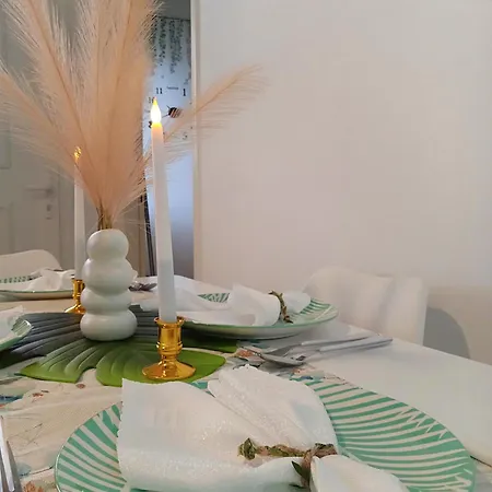 Tree Haven - Near Kourenti With 100mbps Wi-fi Chalkida