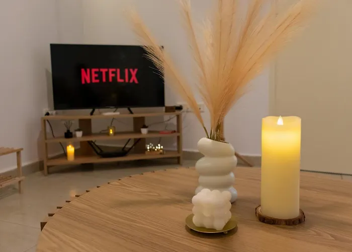 Tree Haven - Near Kourenti With 100mbps Wi-fi Hébergement de vacances Chalkís